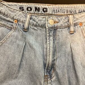 S.O.N.G. Jeans Juniors Womens 7/28 Medium Blue Pleated Baggy High-Rise Tapered